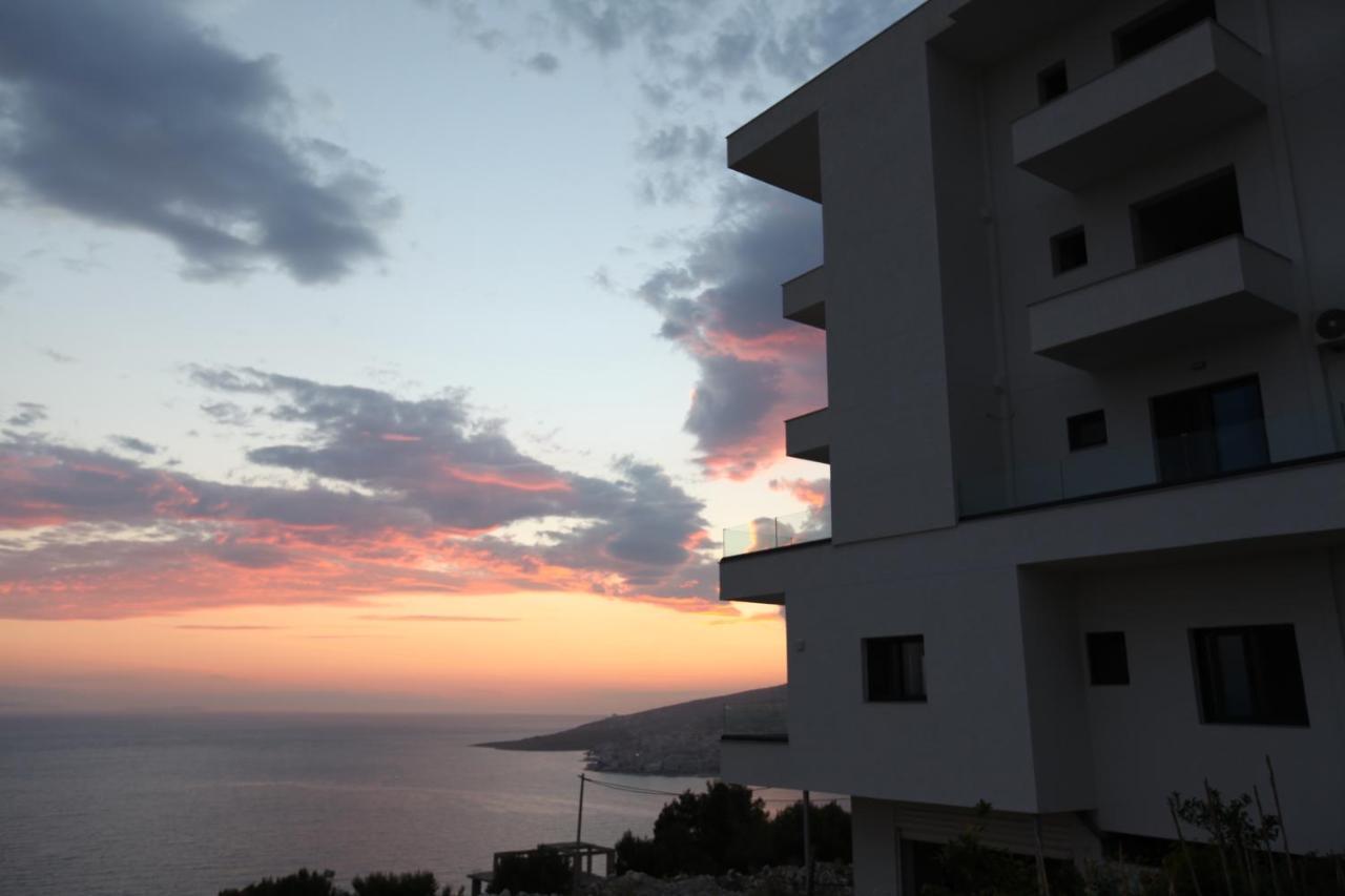 Angjelo Apartments Саранда Екстер'єр фото